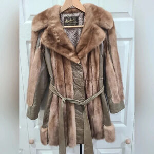 Vintage Alaskan Custom Built‎ Furs KC, MO Genuine Fur Coat Belted 36" Chest